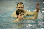 Plavání pro děti s PAS ve spolupráci s Plaveckým klubem Slávia VŠ Plzeň o.s. a se Západočeskou univerzitou v Plzni - říjen 2012 - koordinace pohybu ve vodě